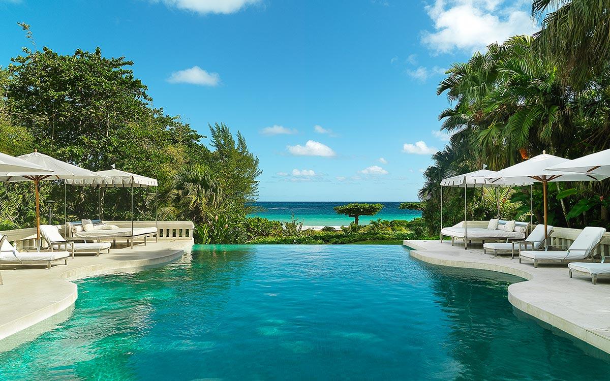 Roaring Pavilion & Spa on the Beach