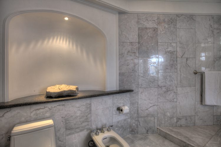 La Mansion photo 32
