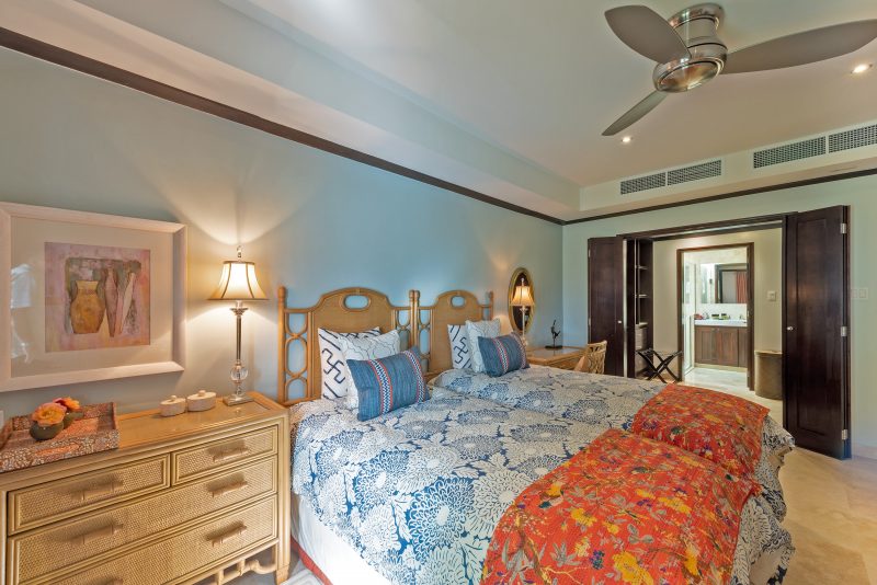 Crowsnest - Coral Cove 14 photo 21