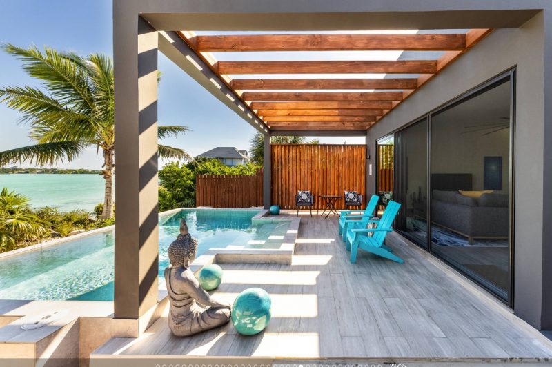 Beach Escapes Villa One photo 4